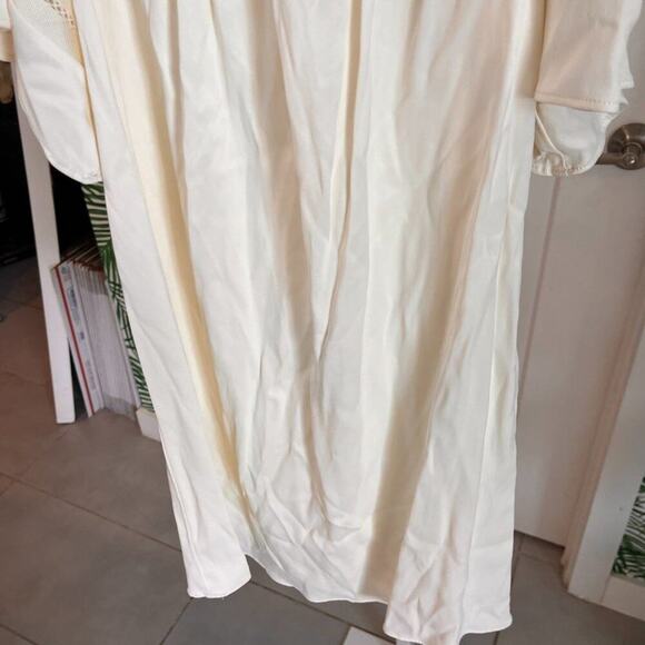 Alexis White Cold Shoulder Knee Length Dress XS - Picture 4 of 11